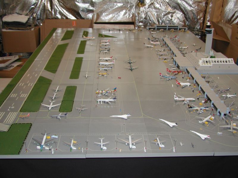 model-airport-evolution-3a