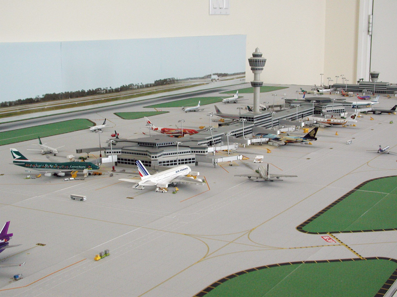 model-airport-evolution-6b